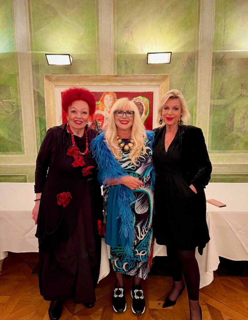 LADIES CLUB STUTTGART Ladies Club Stuttgart